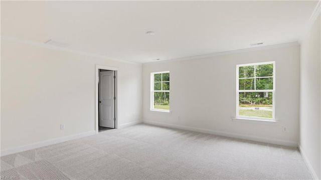 11 Valmoore DR, Poquoson, VA 23662