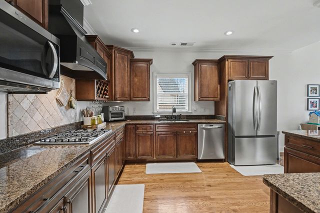 5259 SWITCHGRASS CV, Lakeland, TN 38002