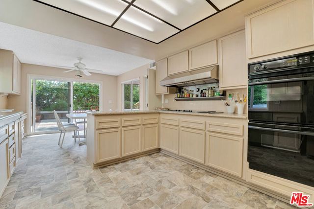 17053 Palisades Circle, Pacific Palisades, CA 90272