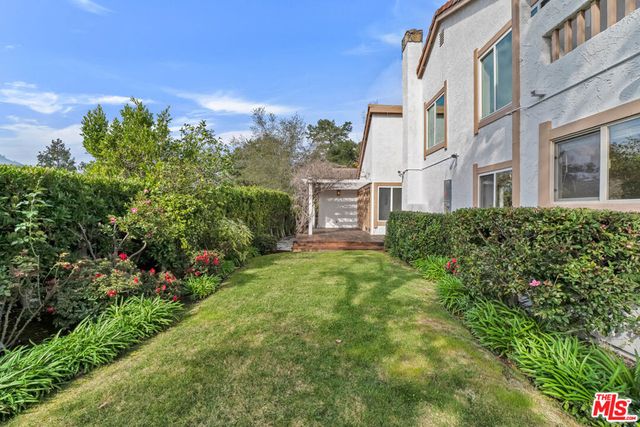 17053 Palisades Circle, Pacific Palisades, CA 90272