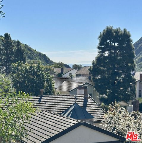 17053 Palisades Circle, Pacific Palisades, CA 90272