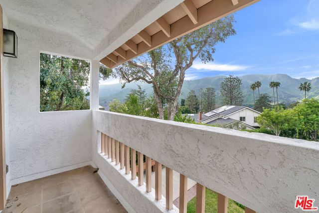 17053 Palisades Circle, Pacific Palisades, CA 90272
