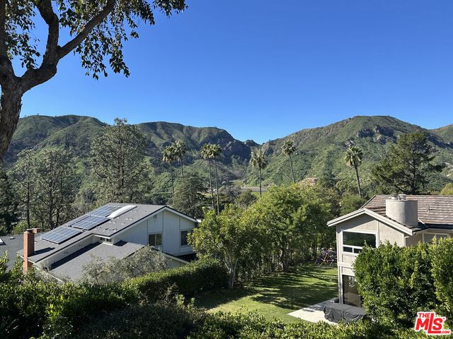 17053 Palisades Circle, Pacific Palisades, CA 90272