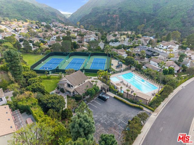 17053 Palisades Circle, Pacific Palisades, CA 90272