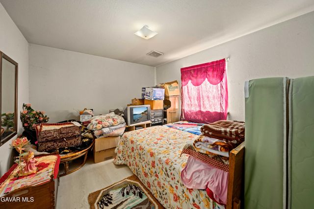 21020 Pippin Way, California City, CA 93505