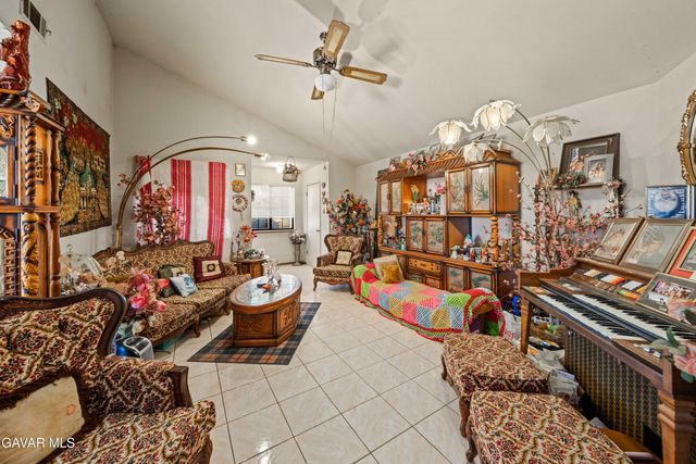 21020 Pippin Way, California City, CA 93505