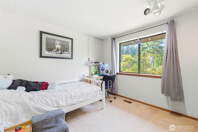 8216 50th Street Ct W, University Place, WA 98467