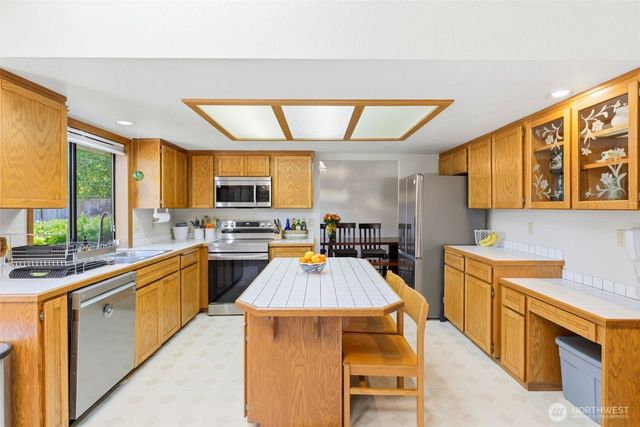 8216 50th Street Ct W, University Place, WA 98467