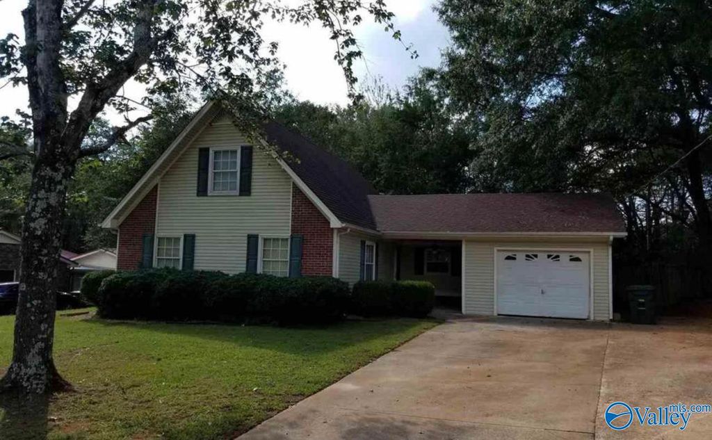 3213 Clifford Road, Huntsville, AL 35810