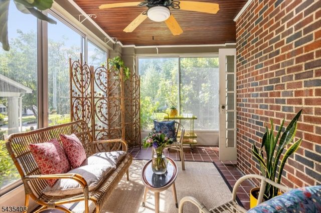 85 Hawthorne Ave, Glen Ridge Boro Twp., NJ 07028
