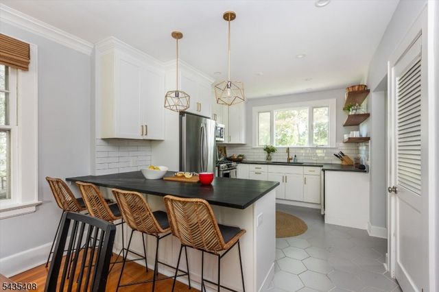 85 Hawthorne Ave, Glen Ridge Boro Twp., NJ 07028