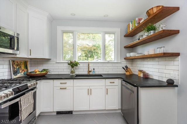 85 Hawthorne Ave, Glen Ridge Boro Twp., NJ 07028