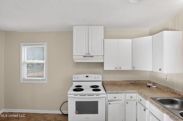 367 Queen Julianna Lane, Jackson, MS 39209