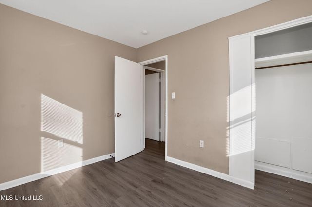 367 Queen Julianna Lane, Jackson, MS 39209