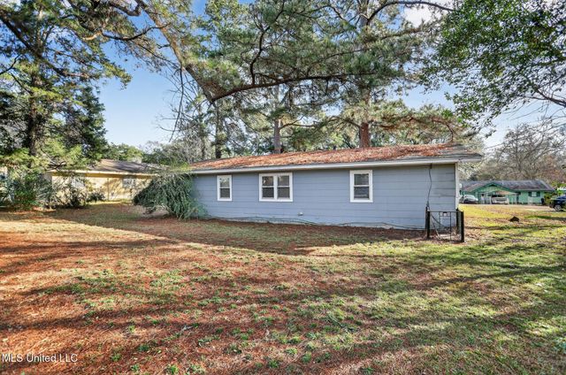 367 Queen Julianna Lane, Jackson, MS 39209