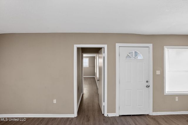 367 Queen Julianna Lane, Jackson, MS 39209