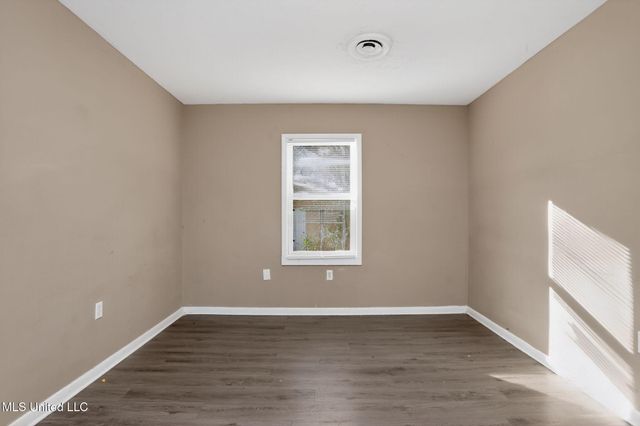 367 Queen Julianna Lane, Jackson, MS 39209