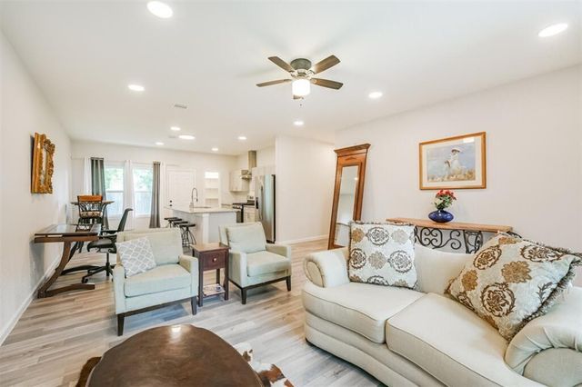 13 Hafer Street, Baytown, TX 77520
