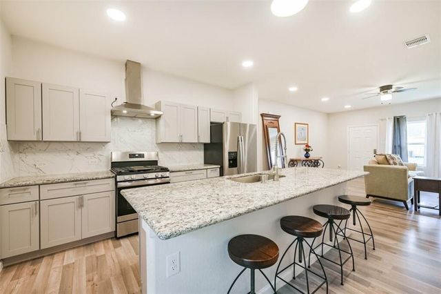13 Hafer Street, Baytown, TX 77520