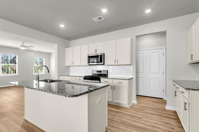 127 Scout Drive, Summerville, SC 29486