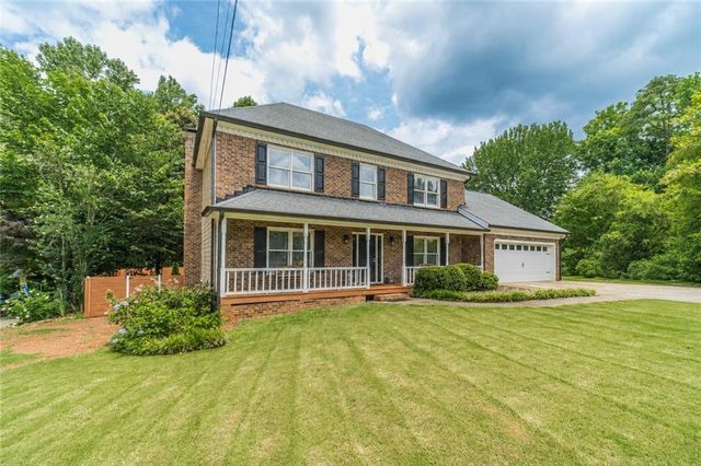 1532 Berkshire Farm Drive, Snellville, GA 30078
