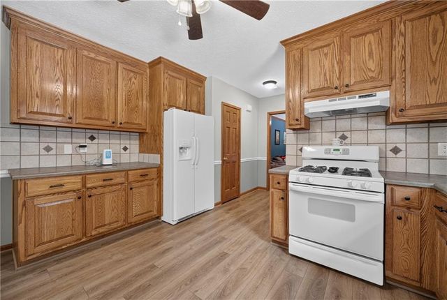 1532 Berkshire Farm Drive, Snellville, GA 30078