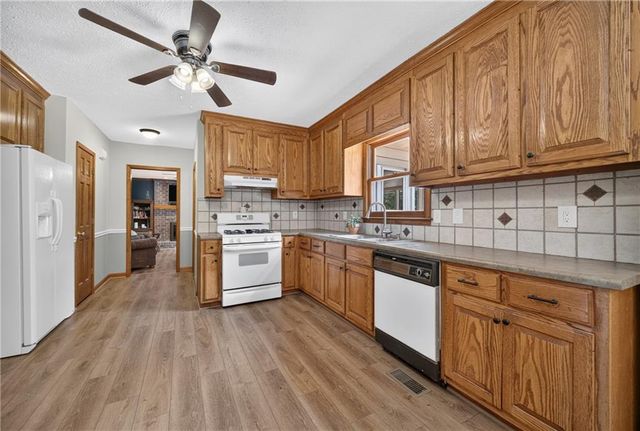 1532 Berkshire Farm Drive, Snellville, GA 30078