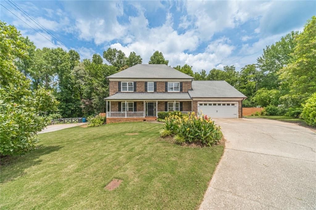 1532 Berkshire Farm Drive, Snellville, GA 30078