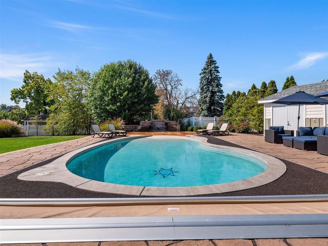 57 and 53 North Shore Drive, South Haven, MI 49090