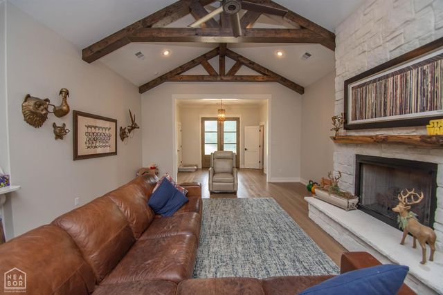 3301 Mallard Pointe Ln, Jonesboro, AR 72404