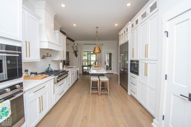 3301 Mallard Pointe Ln, Jonesboro, AR 72404