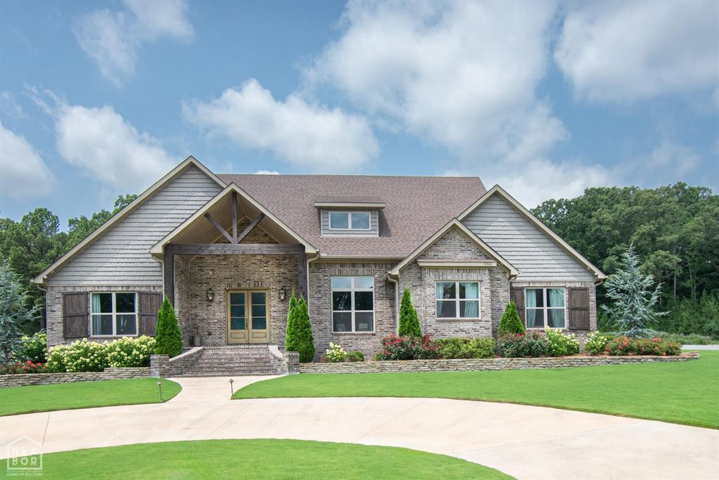 3301 Mallard Pointe Ln, Jonesboro, AR 72404
