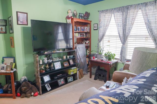 90 Elm Street, Morganton, NC 28655