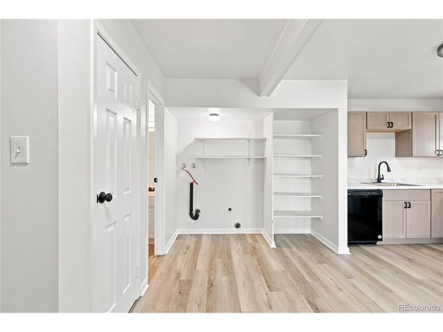 1120 S Clinton St 1120-72, Denver, CO 80247