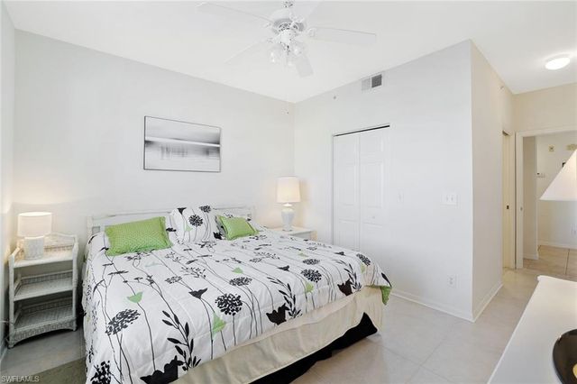 4610 Saint Croix LN # 1027, Naples, FL 34109