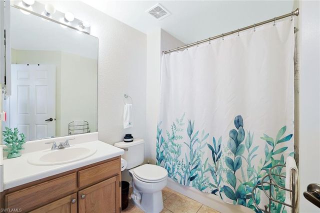 4610 Saint Croix LN # 1027, Naples, FL 34109