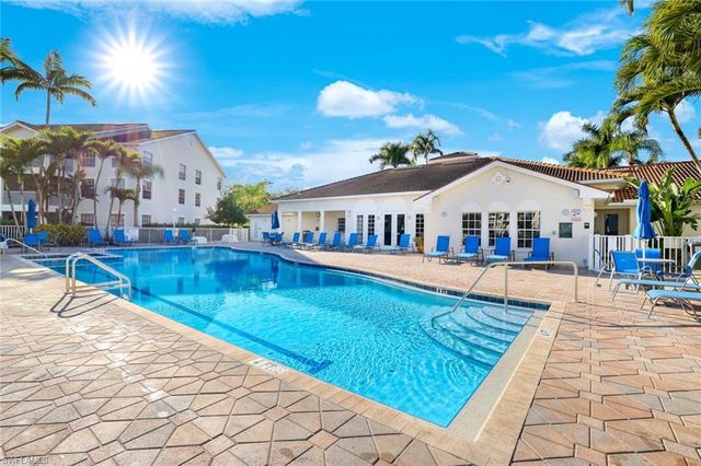 4610 Saint Croix LN # 1027, Naples, FL 34109