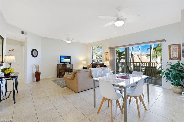 4610 Saint Croix LN # 1027, Naples, FL 34109