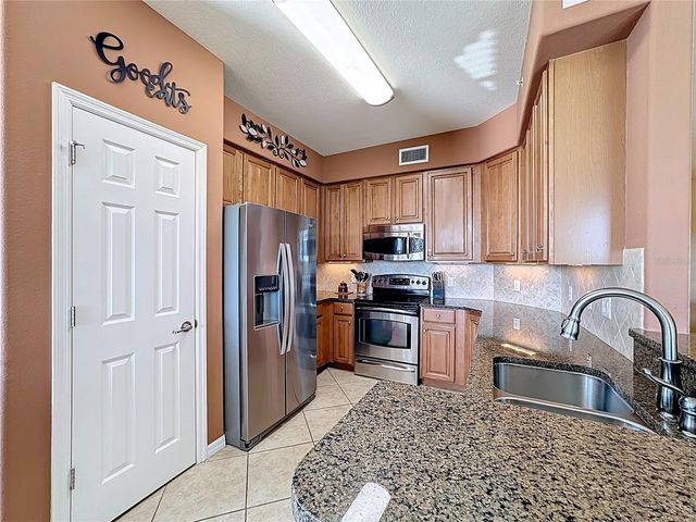 8406 GRAND ESTUARY TRAIL 104, Bradenton, FL 34212