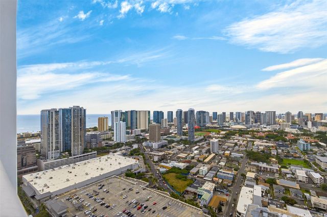 1500 Rycroft Street 4116R, Honolulu, HI 96814