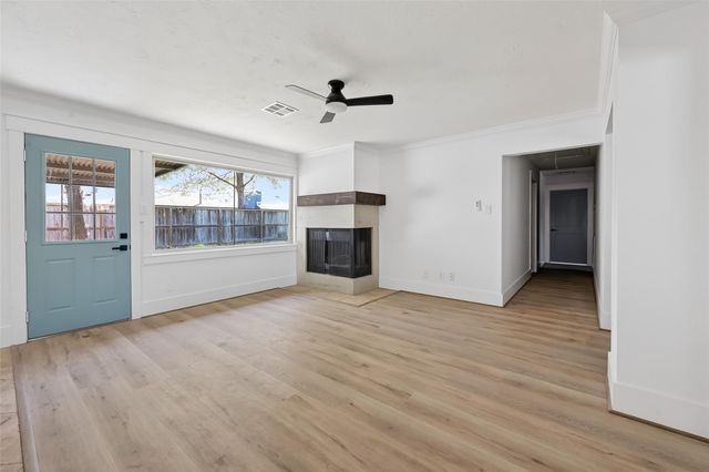 1906 Shadow Bend Drive, Houston, TX 77043