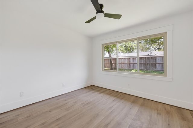 1906 Shadow Bend Drive, Houston, TX 77043