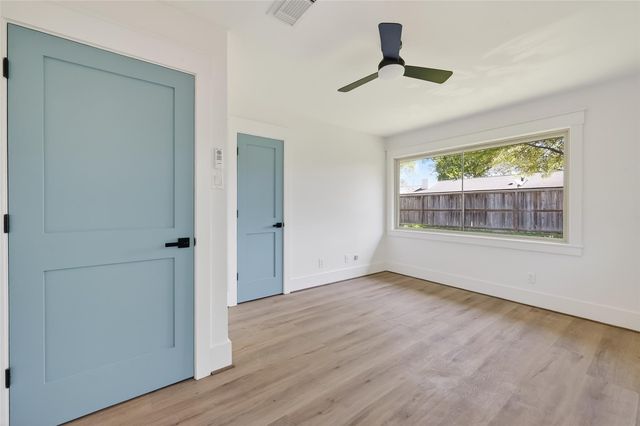 1906 Shadow Bend Drive, Houston, TX 77043