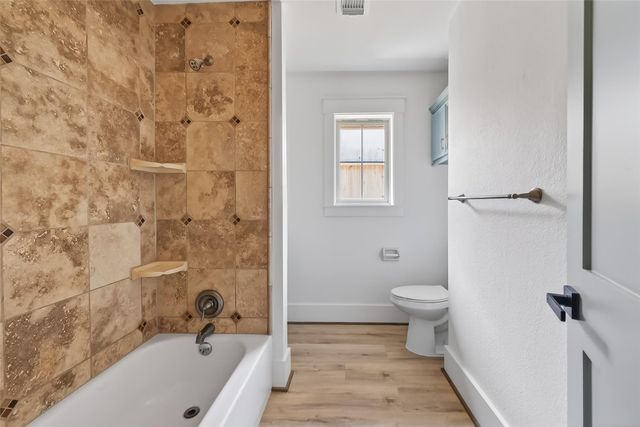 1906 Shadow Bend Drive, Houston, TX 77043