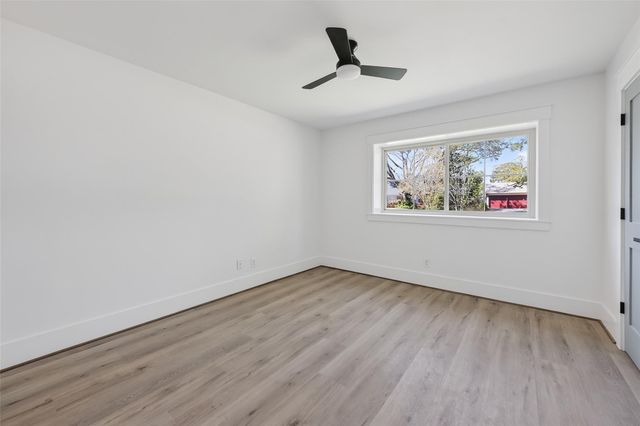 1906 Shadow Bend Drive, Houston, TX 77043