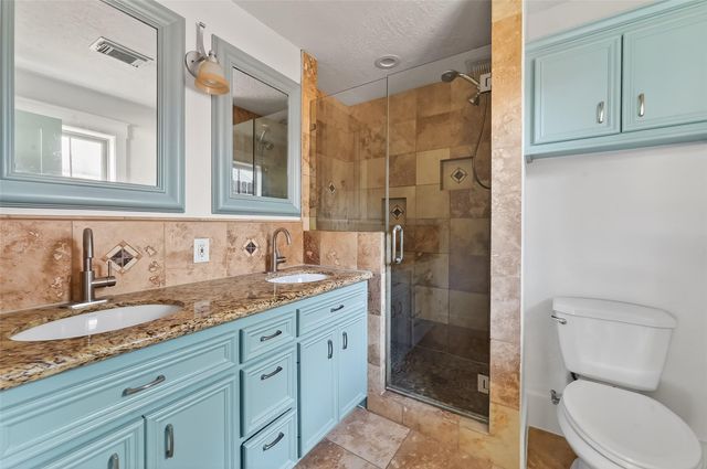 1906 Shadow Bend Drive, Houston, TX 77043