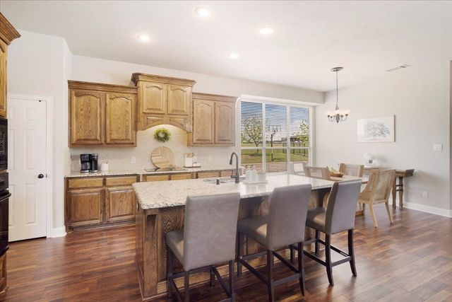 373 Sundance Drive, Van Alstyne, TX 75495