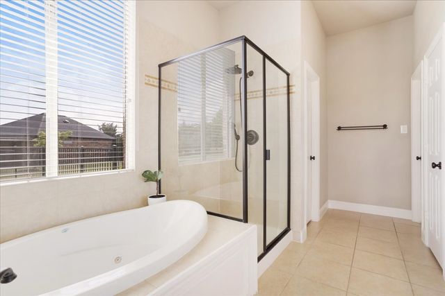 373 Sundance Drive, Van Alstyne, TX 75495