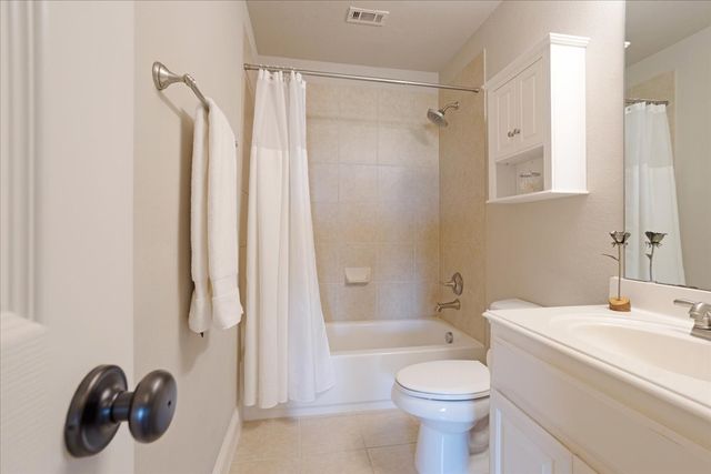 373 Sundance Drive, Van Alstyne, TX 75495