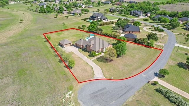 373 Sundance Drive, Van Alstyne, TX 75495